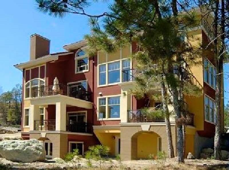 Bellasera Tuscan Villas By Associated Property Management Kelowna Exterior foto